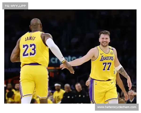 丹尼格林：从全能锋卫到NBA冠军经验传承的篮球传奇之路
